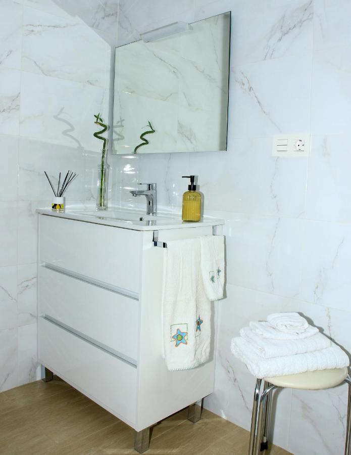 Apartamento R Y C أفيليس المظهر الخارجي الصورة