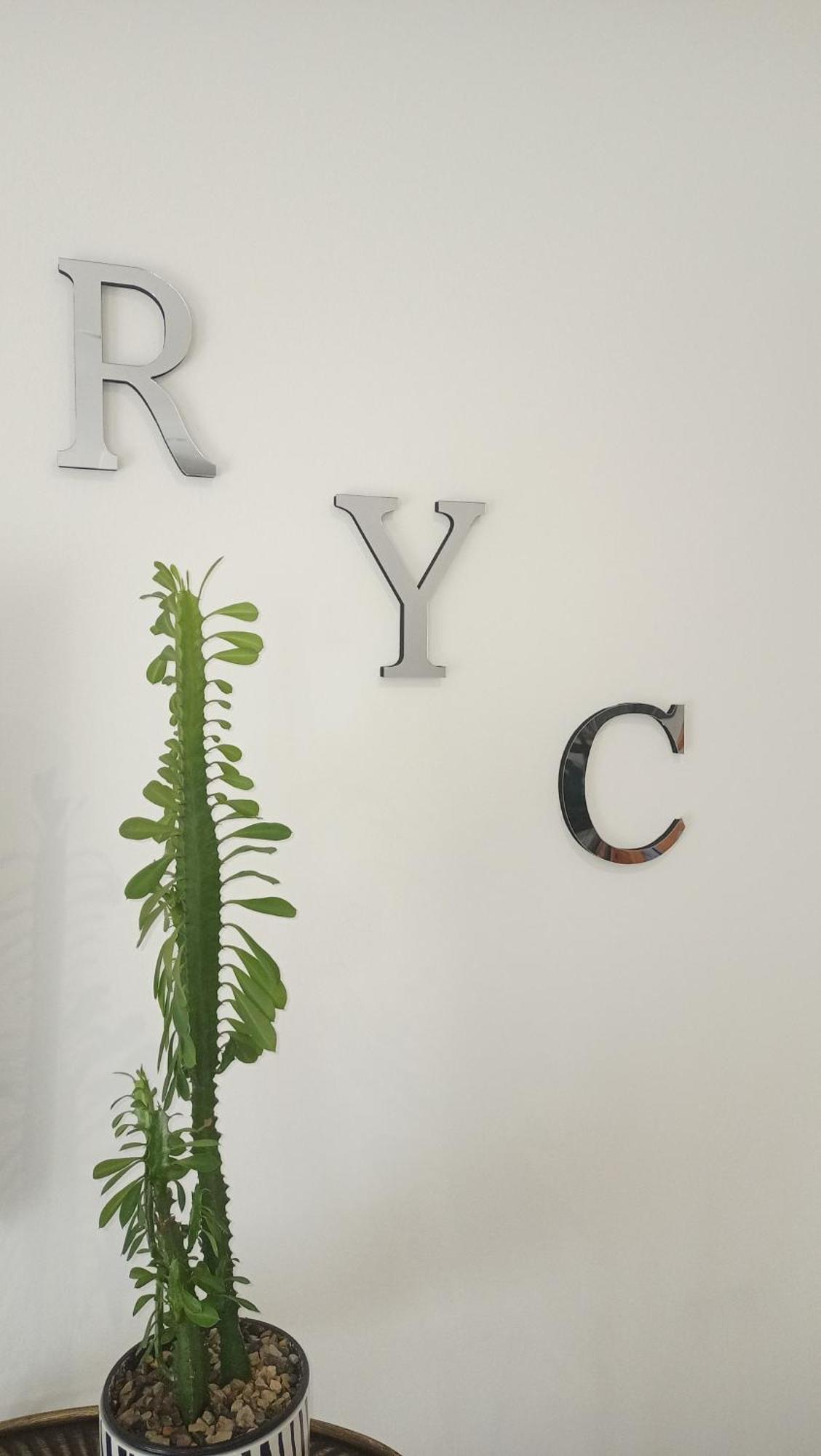 Apartamento R Y C أفيليس المظهر الخارجي الصورة